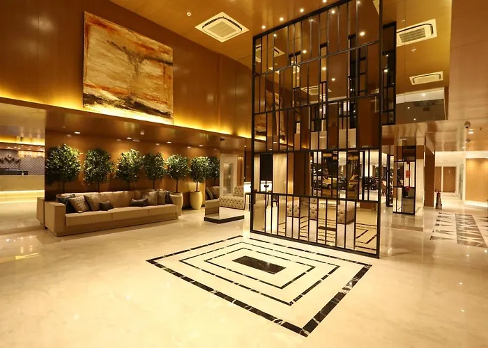 Royal Regency Palace Hotel
